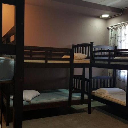 Ranau Backpackers Hostel Екстериор снимка