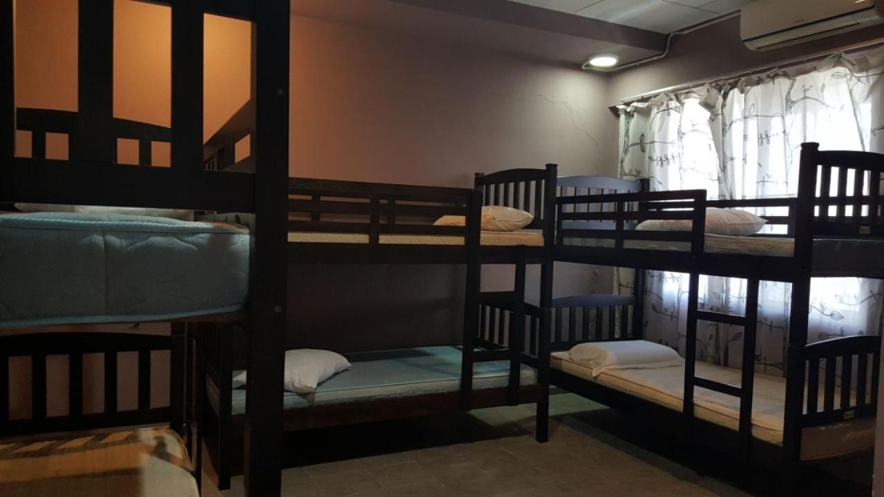 Ranau Backpackers Hostel Екстериор снимка