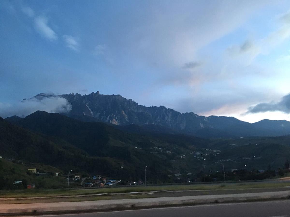 Ranau Backpackers Hostel Екстериор снимка